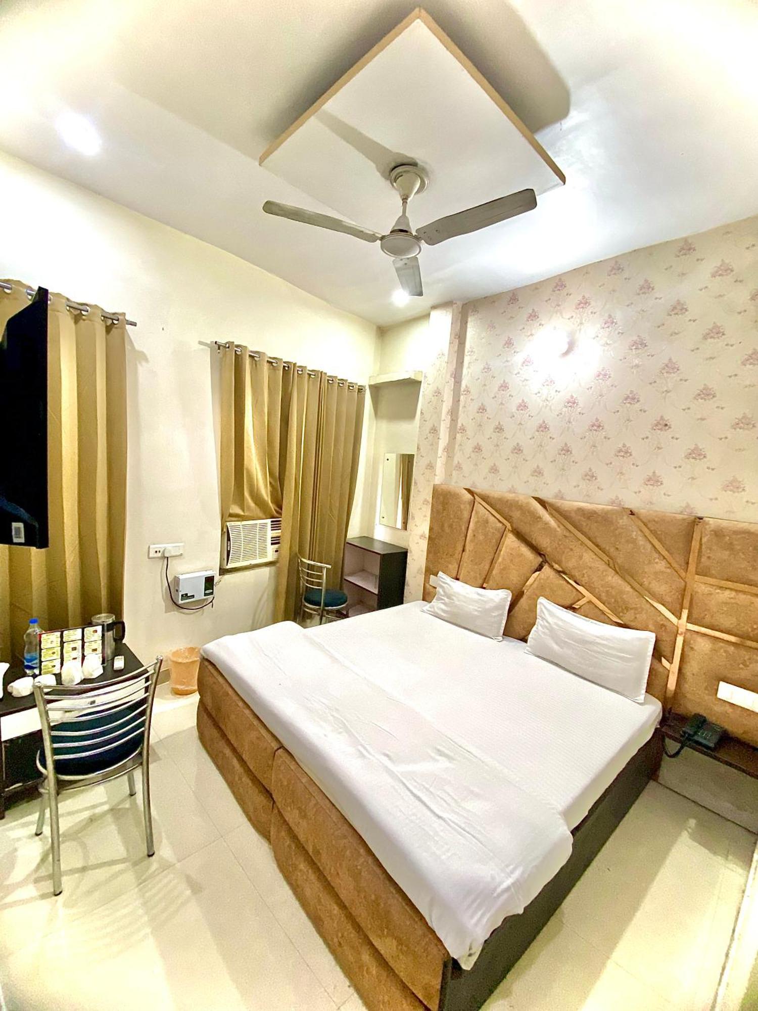 אמריצר Swaran Hotel מראה חיצוני תמונה